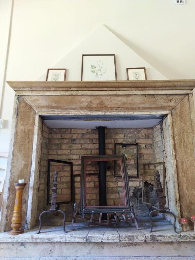 Tramonti E Valli Calvi dellʼ Umbria Eksteriør billede